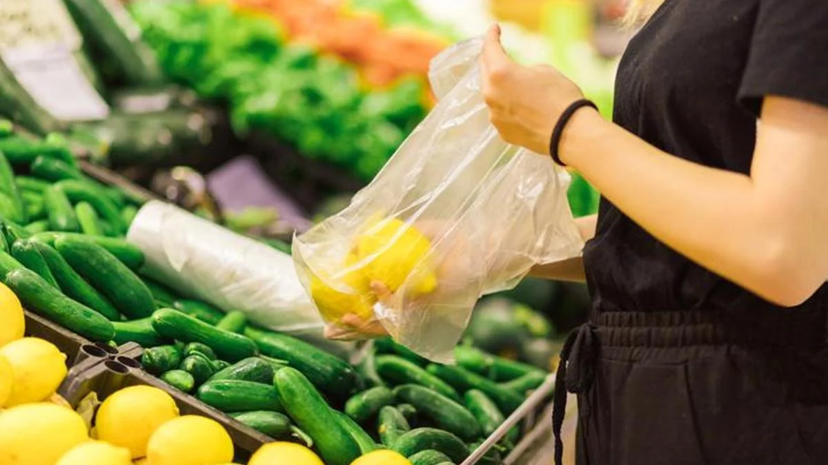 Plastik poşete zam geldi: 1 Ocak 2026'dan itibaren ge&ccedil;erli olacak