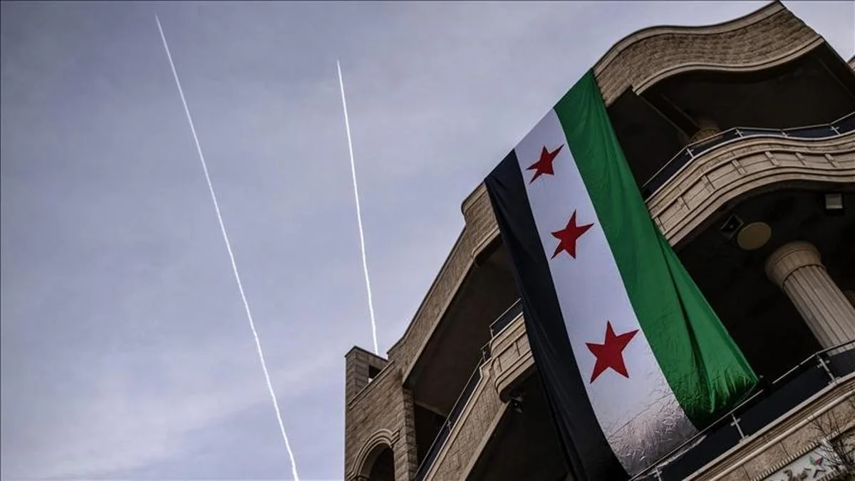 Suriye'de federasyon talebiyle g&ouml;steriler d&uuml;zenlendi