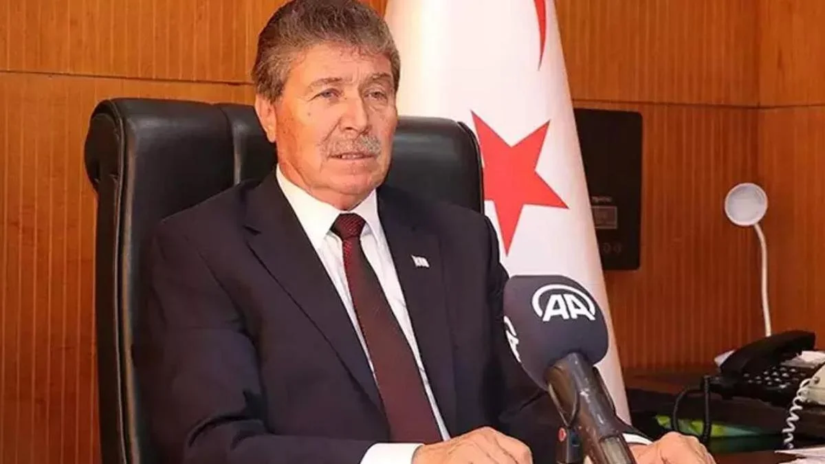 KKTC Başbakanı &Uuml;stel'den Erdoğan'ın Kıbrıs'a ilişkin a&ccedil;ıklamasına destek