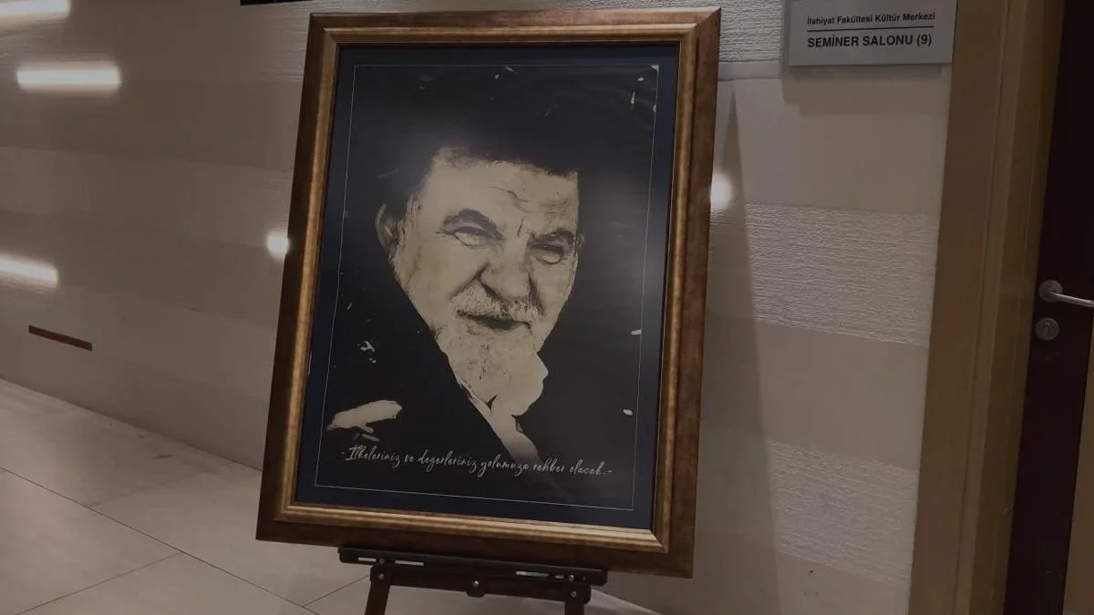 Eminevim'in kurucusu A. Emin &Uuml;st&uuml;n&rsquo;e anma