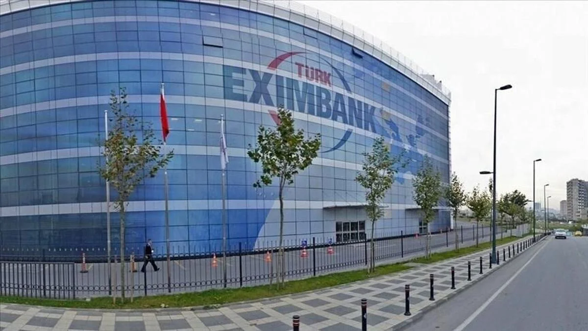 T&uuml;rk Eximbank&rsquo;tan 100 milyon euroluk dev finansman hamlesi