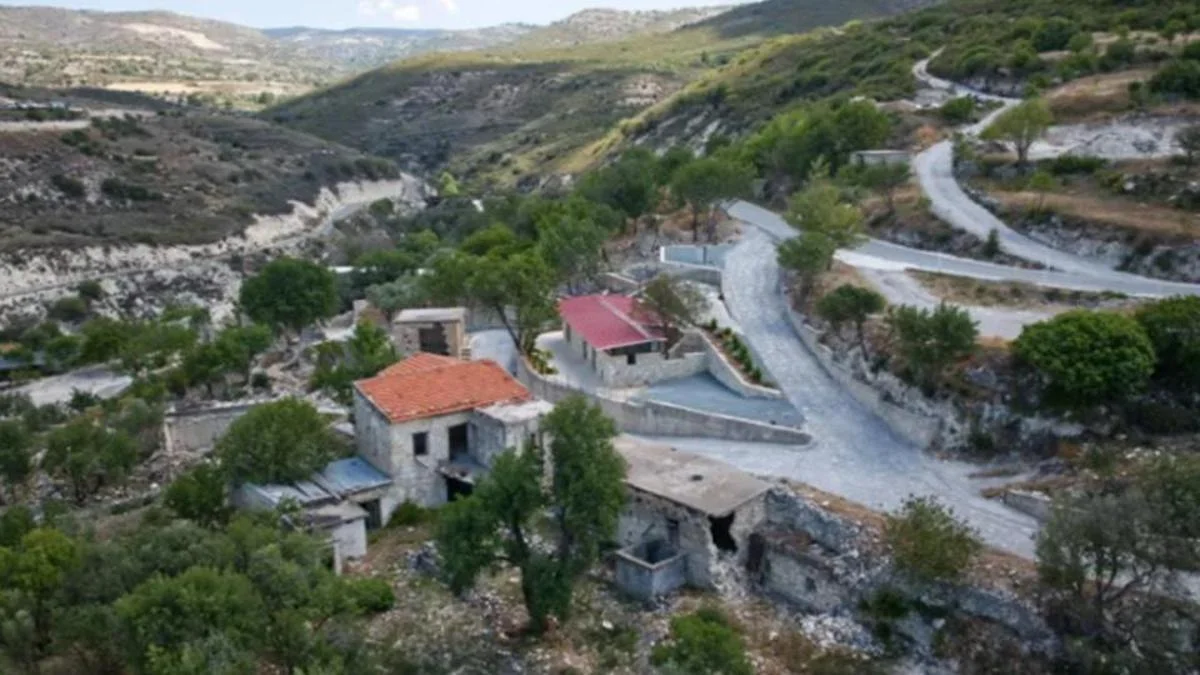 G&uuml;ney Kıbrıs'ta "gizli işgal" iddiası