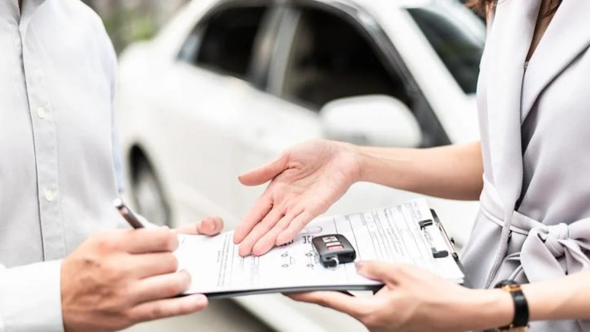 Motorin fiyatları d&uuml;şecek mi? Maliye'den Yeni &Ouml;TV hamlesi